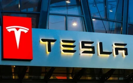 Tesla Stock Steady Before Q3 Results; Netflix, Intel, IBM Earnings Coming