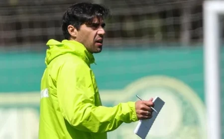 Abel Ferreira Rejects Premier League Offer
