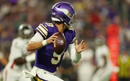 Vikings vs Eagles: Van Ginkel, McCarthy Highlight Final Injury Report