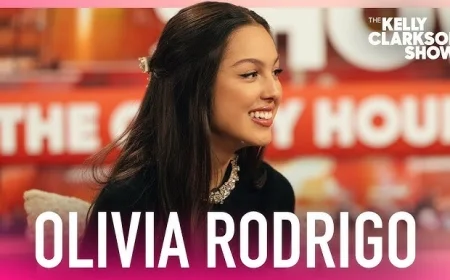 Olivia Rodrigo reshapes her team ahead of third album: reports of management split, studio focus, and what it signals for “OR3”
