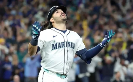 Eugenio Suárez’s Grand Slam Propels Mariners Toward World Series Berth