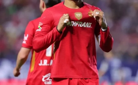 Alexis Vega Scores Stunning Panenka Goal in Toluca vs. Querétaro Match