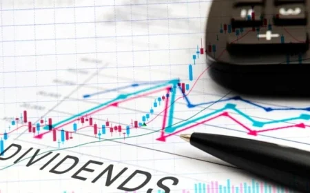 Piper Sandler Targets High-Yield Dividend Stocks with Up to 13% Returns