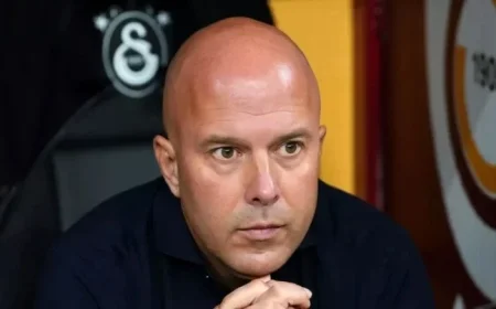 Arne Slot Urged to Exclude New Signing from Team