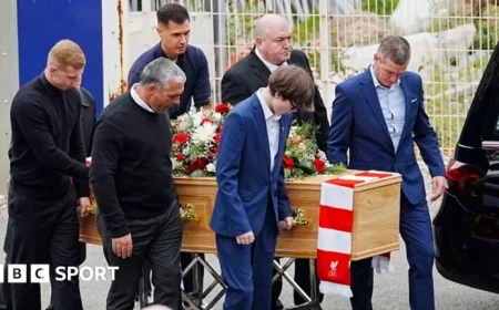 Hundreds Gather to Honor Former Liverpool Women’s Manager Matt Beard