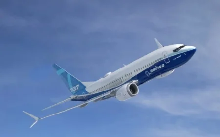 United Airlines Flight Possibly Hit by Space Debris Over Utah