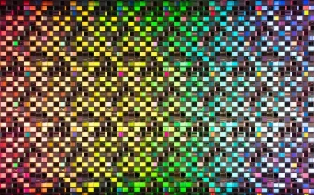 Accidental ‘Rainbow-on-a-Chip’ Innovation Reduces AI’s Energy Consumption