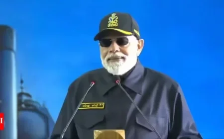 PM Modi Celebrates Diwali 2025 with Navy on INS Vikrant