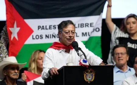 Trump Imposes Tariffs, Ends U.S. Aid to Colombia