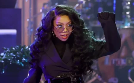 Brandy Cites Dehydration for Early Exit from Chicago Concert with Monica