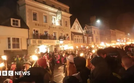 Lewes Bonfire: Authorities Issue Travel and Safety Warnings