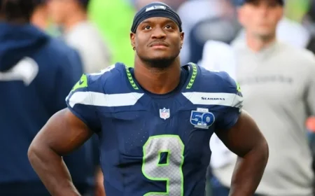 Analyst Criticizes Seahawks RB Kenneth Walker III’s Performance Against Texans