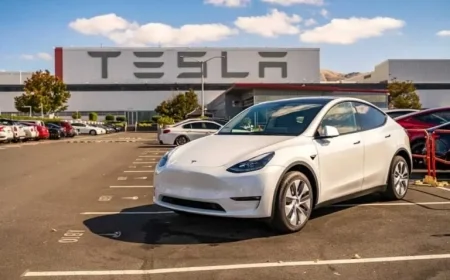 Tesla Q3 Earnings Preview: Buy or Sell TSLA Stock Now?