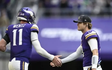 Vikings to Start Carson Wentz on Thursday