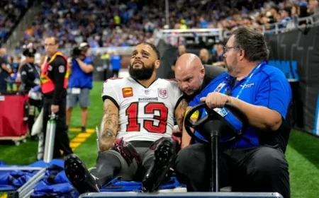 Bucs Move WR Mike Evans to IR, Sign OG Michael Jordan