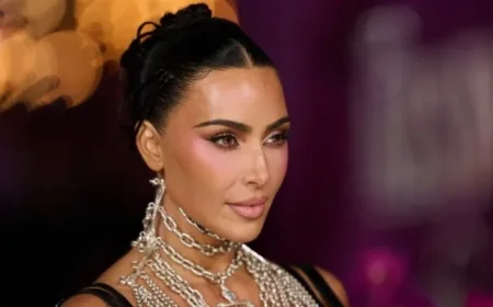 Kim Kardashian Unveils Past Aneurysm on New ‘The Kardashians’ Season