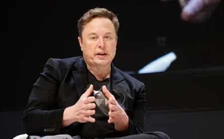 Musk Clarifies $1 Trillion Tesla Deal Focused on Voting Control