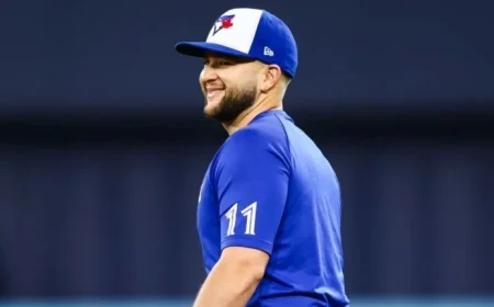 Bichette to Start at 2B, Bat Cleanup for Jays in Game 1