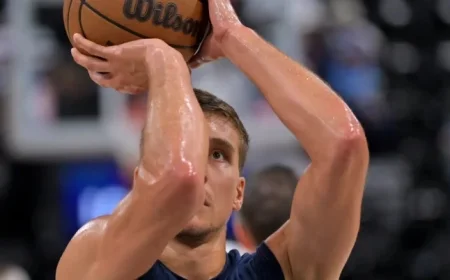 James Harden Scores 30 in Clippers’ Dominant Win Over Suns