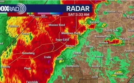 Houston Power Outage Updates: Track Status with CenterPoint and Entergy Maps