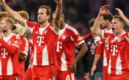 Mönchengladbach vs Bayern today: top vs bottom at Borussia-Park, kickoff times, key battles, and a score pick