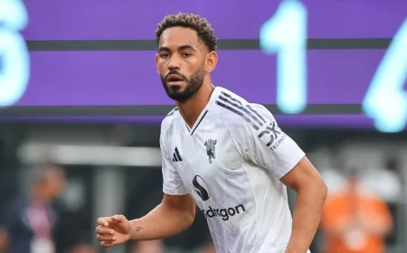 Matheus Cunha’s Confident Start Earns Praise at Manchester United