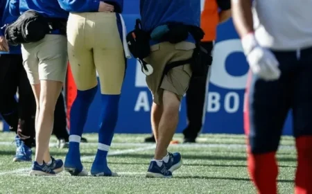 Bombers’ Streveler Injured, Leaves Regular-Season Finale in First Quarter