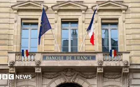 Louvre Transfers Jewels to Secure Bank of France Vault Following Heist