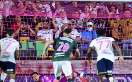 León and Pumas Draw 1-1: Macías Secures Point with Former Club Goal