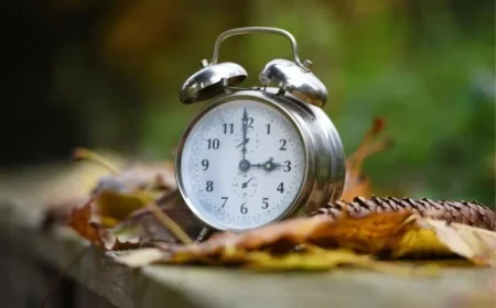 Why the Clock Change to Winter Time Happens at 3 AM