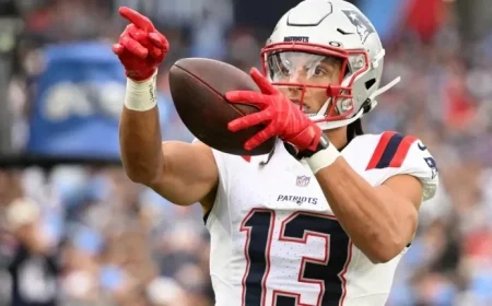 Patriots WR Mack Hollins Stuns with Halloween Pregame Outfit