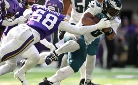 Saquon Barkley Returns to Game After Concussion Evaluation