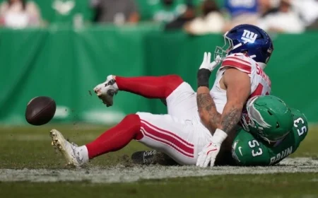 Cam Skattebo injury update: Giants rookie RB suffers dislocated right ankle vs. Eagles, taken to hospital