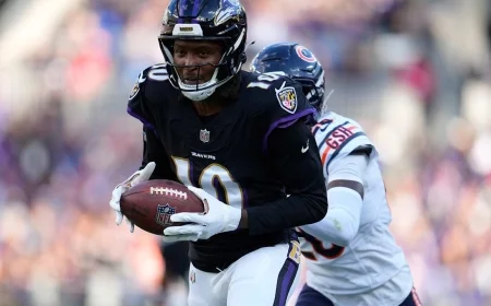 DeAndre Hopkins steadies Ravens with clutch chain-movers in Week 8 win over Bears