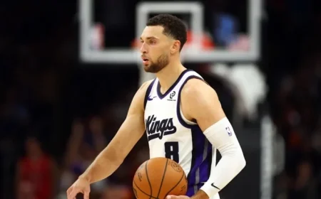Zach LaVine Cleared for Kings vs. Lakers Showdown