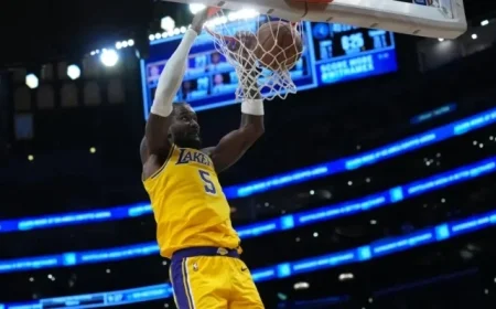 JJ Redick Praises Deandre Ayton’s Patience Against the Wolves