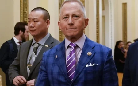 GOP Lawmakers Urge Action Against Party’s ‘Morally Bankrupt’ Health Care Inaction