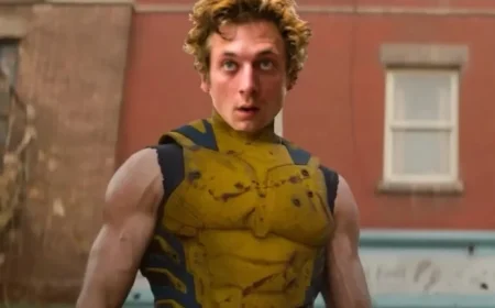 “THE BEAR’s Jeremy Allen White Reacts to Wolverine Fan Casting”
