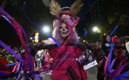LGBTQ+ Group Joins Mexico City’s Catrinas March for Day of the Dead
