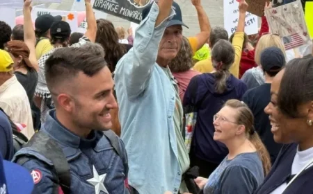 Illinois National Guard Members Refuse to Turn Against Neighbors