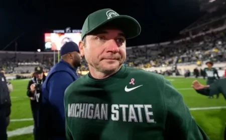 Spartans, Smith Discuss Tough Loss to Michigan