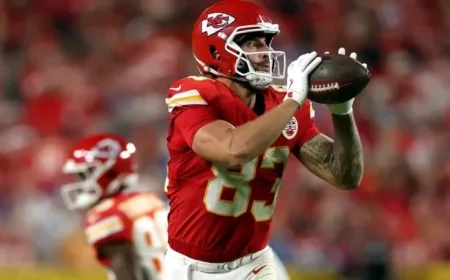 Chiefs’ Tight End Makes Bold Personal Announcement