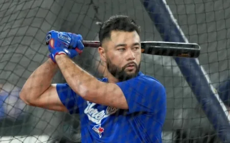 Isiah Kiner-Falefa Replaces Bo Bichette for Blue Jays in World Series Game 3
