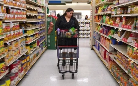 SNAP Recipients Fear Future as Food Stamps End November 1