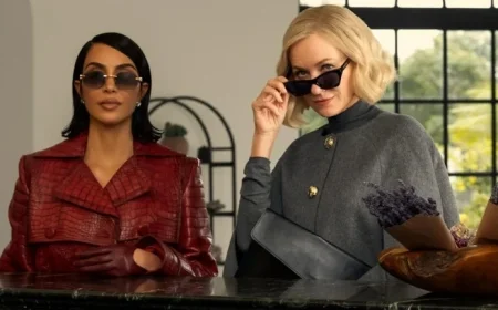 Kim Kardashian’s Hilarious NSFW FaceTime Request to Naomi Watts