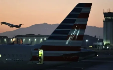 Sea-Tac Air Traffic Controllers Urge Travelers’ Support