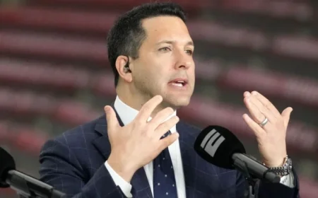 Adam Schefter Predicts Patriots Will Trade Key Player Before Deadline