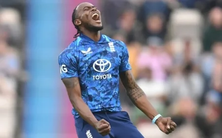 Archer Leads as New Zealand Bowls Amid Overcast Skies