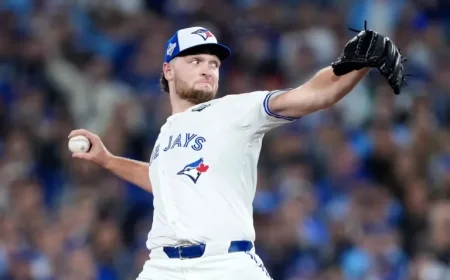 Blue Jays Rely on Rookie Pitcher Yesavage for World Series Game 5