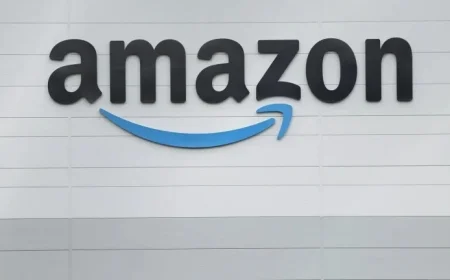 Amazon Layoffs Revealed via Text Messages: How Job Cuts Happened